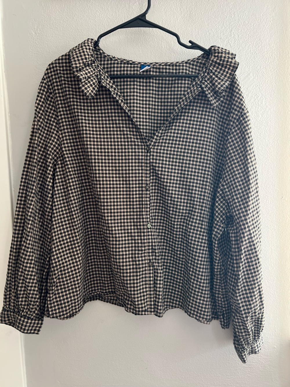 Women’s Cotton Gingham Button-Front Long Sleeve Top